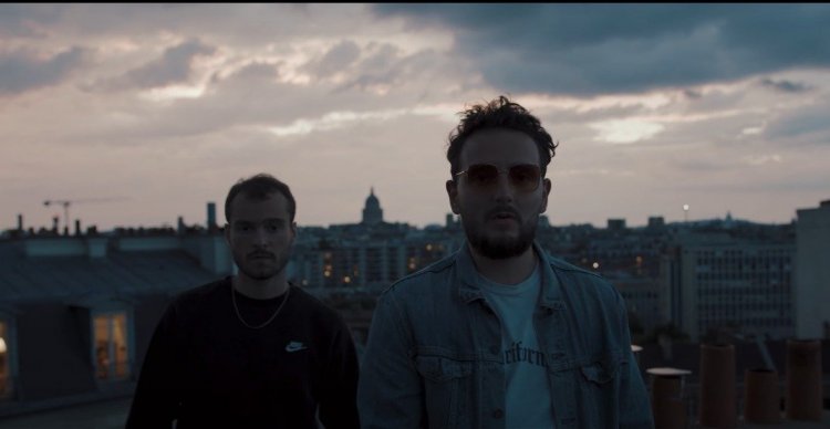 AXL MGT feat THB – GRIS