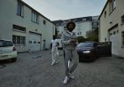 TH invite OldPee sur le remix glacial d’« Audi RS »