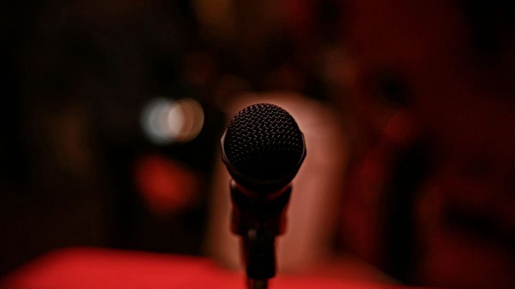 Violences faites aux femmes : le rap est-il plus misogyne que la société ?